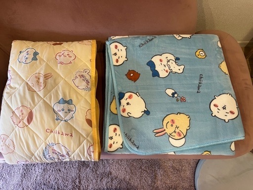 ちいかわ／敷きパッド／ルームマット☆2点セット☆完売品