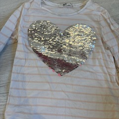 H&M キッズの画像