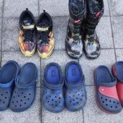 クロックス3足、スニーカー、長靴セット
