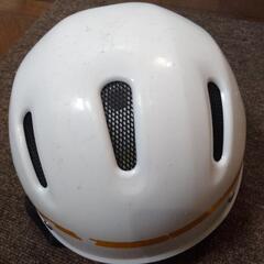 自転車ヘルメットの画像