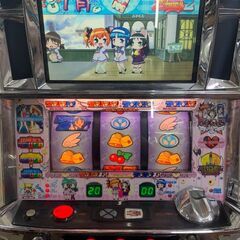 パチスロ実機 快盗ツインエンジェル2 　コイン不要機付　鍵付きの画像