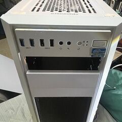 ThermalTake VersaH26 PCケース差し上げます。の画像