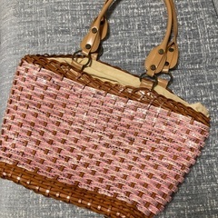 革のカゴバック