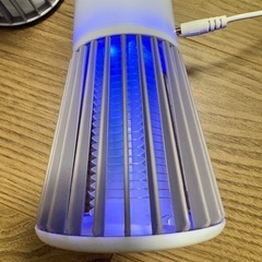 「無償」電撃殺虫器　2個の画像