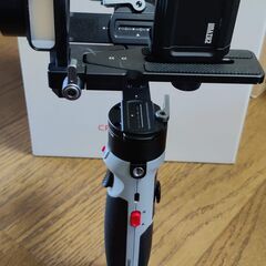 デジカメ・スマホ・アクションカメラジンバル Zhiyun Cra...