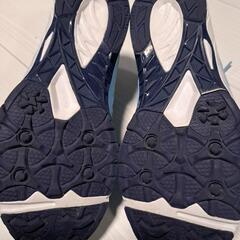 アシックスJrスニーカーの画像