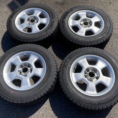 195/65R15 スタッドレスタイヤ4本 4穴5穴マルチ 6.5j タイヤ22年