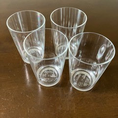 【4個セット】プラスチック製カップの画像