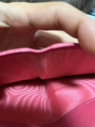 PRADA折り財布