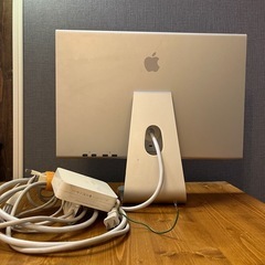 apple シネマディスプレイ　21インチ　今夜中の画像