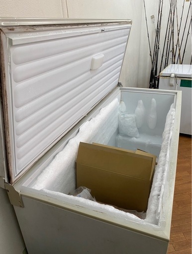 業務用冷凍庫（サンデン）SH-700X