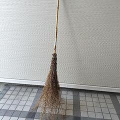 竹ほうきと熊手
