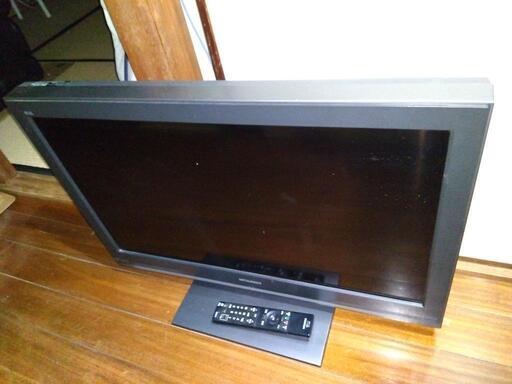 テレビ　32インチ《CASカード付属します》