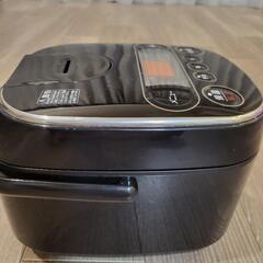 アイリスオーヤマ 炊飯器 マイコン式 5.5合 ブラック RC-MA50AZ-B




炊飯量···5.5合

の画像