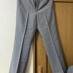 パンツスーツの画像