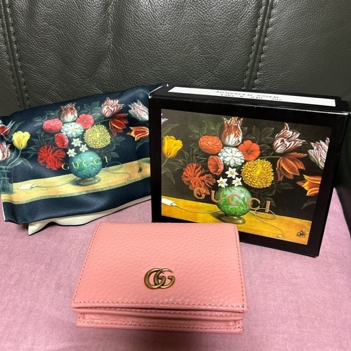 値下げしました！GUCCI三つ折り財布