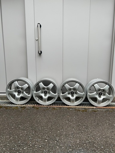 ???日産スカイラインＲ32純正アルミ（当時物）???
