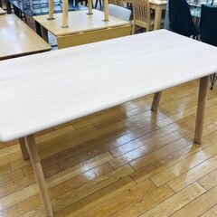 ACTUS　ダイニングテーブル