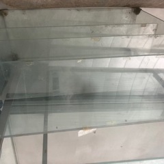 ガラスショーケースの画像