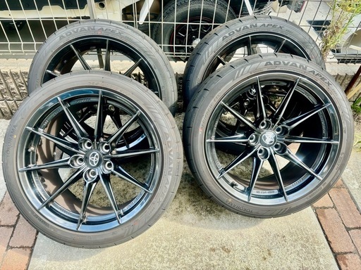 希少GRカローラ　純正BBSアルミホイール　8.5J+30 18インチ