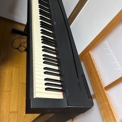 電子ピアノ　YAMAHA