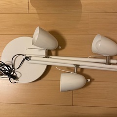 ニトリ フロアランプ