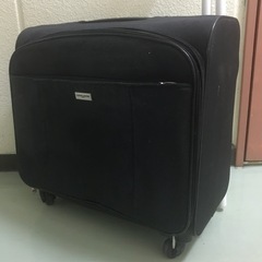 キャリーケース