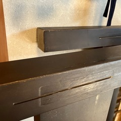木製ベッドの画像