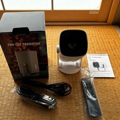 【新品.未使用】【270°回転・Android TV搭載】VANBAR プロジェクター 小型 短距離投影 の画像