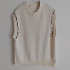 【新品未使用】GU ベスト