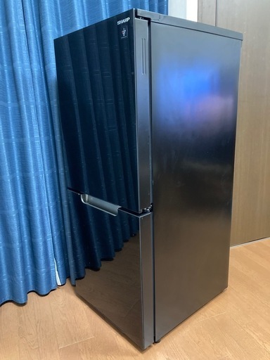 シャープの２ドア冷凍冷蔵庫