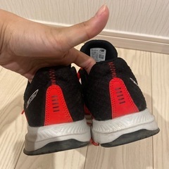 早い者勝ち！値下げ中！！ニューバランススニーカー　28.5 美品の画像