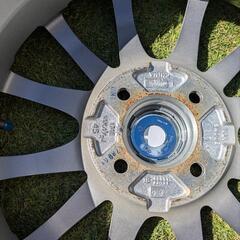 軽自動車用タイヤ、ホイールの画像