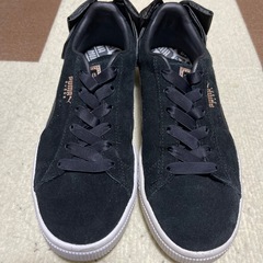 PUMAスニーカー美品
