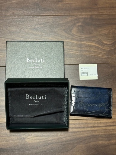 ベルルッティカードケース