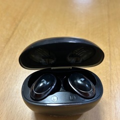 ワイヤレスイヤホン

