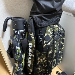 新品未使用のオークリーゴルフバックとゴルフセット