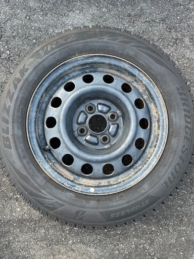 【お譲り先決定】ブリヂストン　ブリザックVRX2 スタッドレスタイヤ　165/70R14