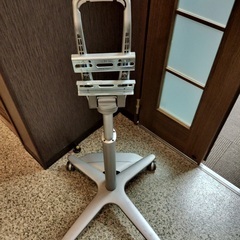 キャスター付きテレビスタンド　AN-110FS1  
