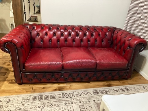 チェスターフィールドソファ