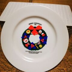 KFC　クリスマスプレート　4枚セット　ケンタッキーの画像