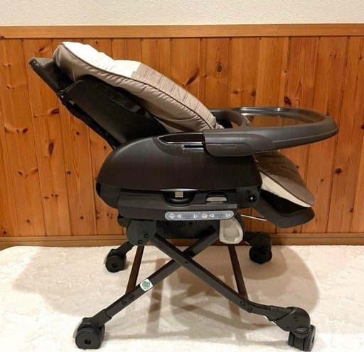 コンビ ネムリラAT 電動スウィング トイザらス限定モデル 美品 ネムリラ AUTO SWING Simplight トイザらス・ベビーザらス