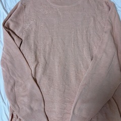 ピンク　タートルネック　ニット