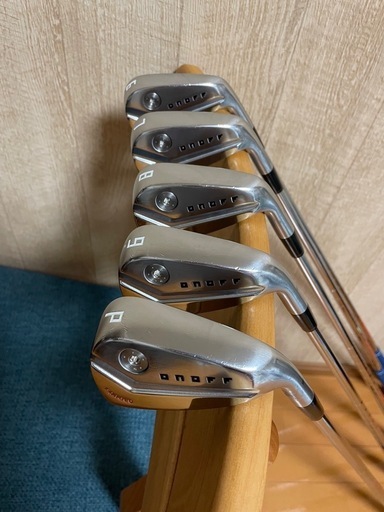 オノフ　kuro アイアン　2021