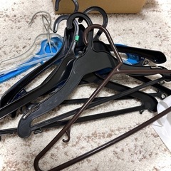 【中古】ハンガー　34本