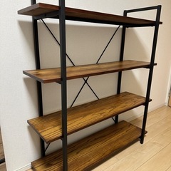 木製ラックの画像
