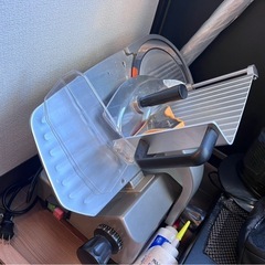 ミナト 業務用ミートスライサー PMS-220F (高品質イタリア製回転刃/アルミ製) [肉スライサー パンスライサー フードスライサー]の画像