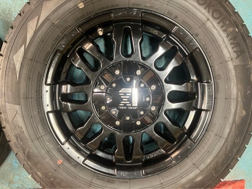 レクセル バレーノ 15インチ 6.5j +30 PCD139.7 ブルーアースキャンパー 215/70R15CP 107/105 2023年 ハイエース キャンピングカー