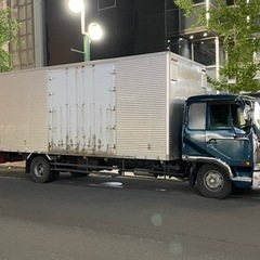 【トラックが好きな方大歓迎です！！】トラックドライバーの画像