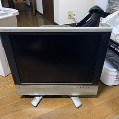 昔の液晶テレビ 差し上げます。